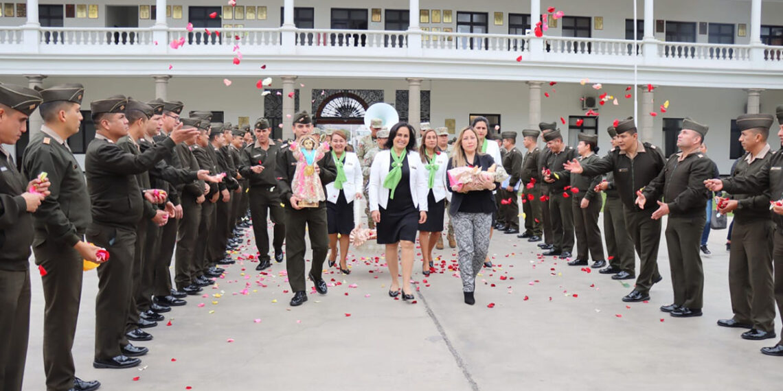 Fortaleciendo la Fe: Celebración de la Novena del Divino Niño en la Escuela Superior de Guerra del Ejército- EPG