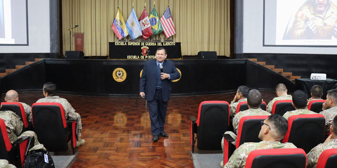 Desarrollando Líderes: Conferencia sobre Liderazgo Organizacional a cargo del Dr. Juan Paredes Chávez
