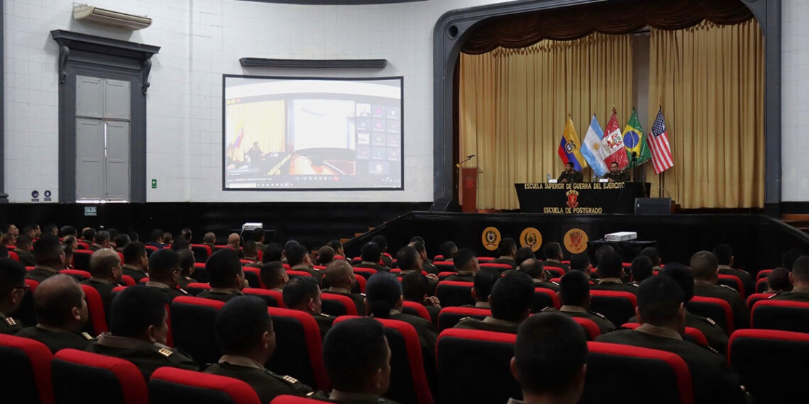 Conferencia: “Generalidades, empleo y posibilidades de los UAVS” a cargo del Centro de Lecciones Aprendidas del Ejército de los Estados Unidos (CALL)