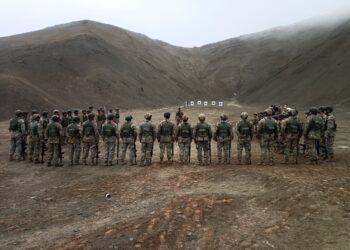 Preparación en terreno: Tenientes del curso básico se capacitan en la Región Cruz de Hueso