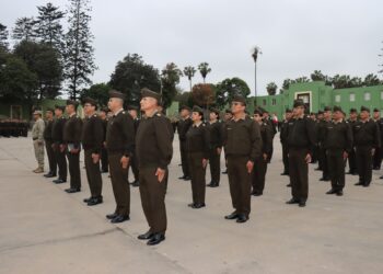 Ceremonial de reconocimiento a los oficiales, técnicos y suboficiales ascendidos: un homenaje al compromiso y la excelencia