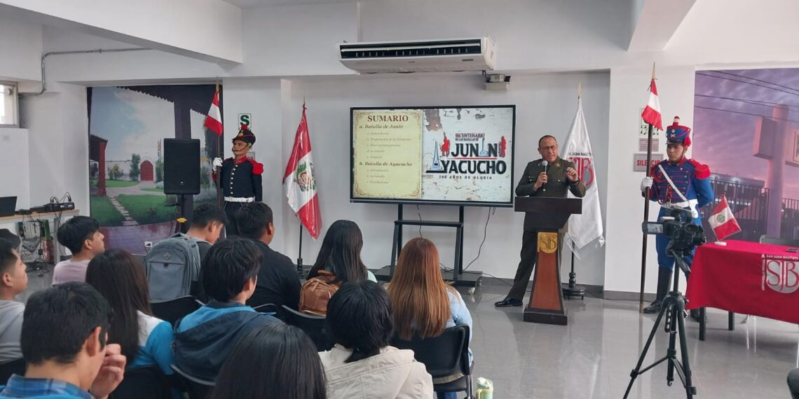 Bicentenario de la Batalla de Junín y Ayacucho: Reflexiones sobre la Independencia del Perú en la Universidad Privada San Juan Bautista de la Sede Ica