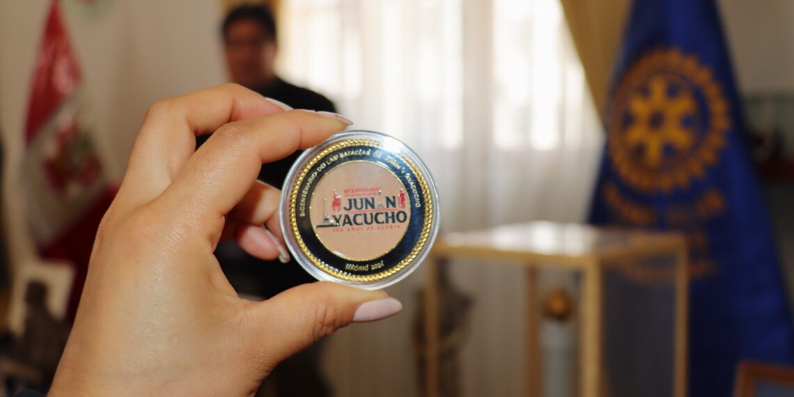 Inicio de la Jornada Numismática y Filatélica Bicentenario de las Batallas de Junín y Ayacucho en la Escuela Superior de Guerra del Ejército -EPG