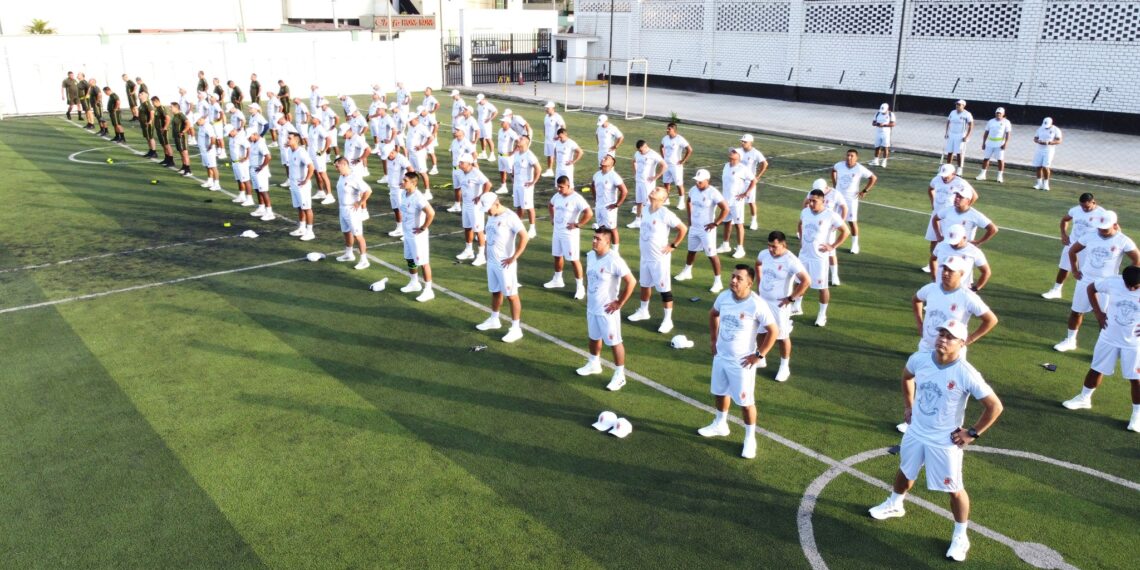 Inicia programa de fortalecimiento físico para optimizar la aptitud física para el combate de oficiales alumnos