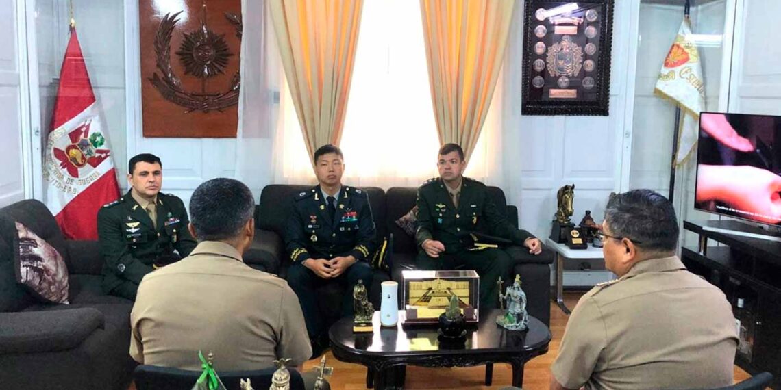 Oficiales extranjeros de Brasil y Corea se integran en el LXX Programa de Comando y Estado Mayor de la Escuela Superior de Guerra del Ejército – EPG como oficiales de intercambio