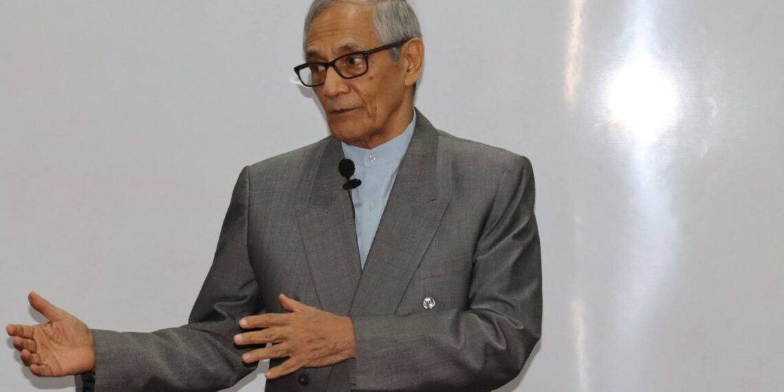 Conferencia “La Economía Peruana 2025: Retos y posibilidades”