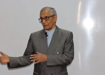 Conferencia “La Economía Peruana 2025: Retos y posibilidades”