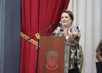 Mujeres Líderes que Inspiran Valor: Conferencia de la Dra. Rosario Sasieta en la ESGE-EPG