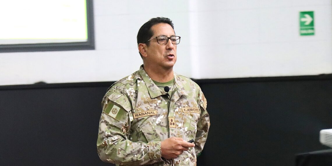 Conferencia del Comandante General de la I DE y Comandante del Comando Operacional Norte sobre Operaciones y Acciones Militares que cumple este comando