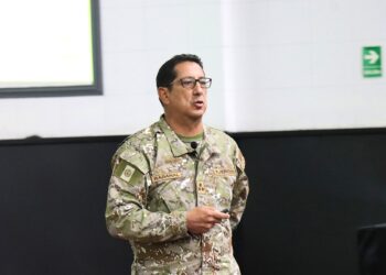 Conferencia del Comandante General de la I DE y Comandante del Comando Operacional Norte sobre Operaciones y Acciones Militares que cumple este comando