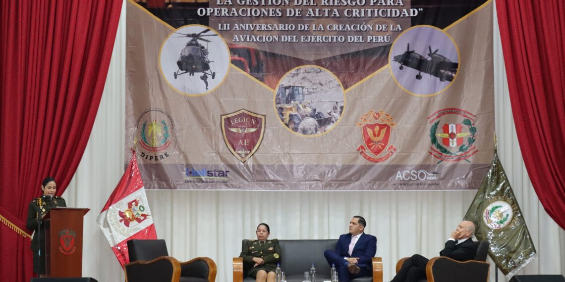 Simposio conmemora los LII aniversario de la creación de la Aviación del Ejército del Perú