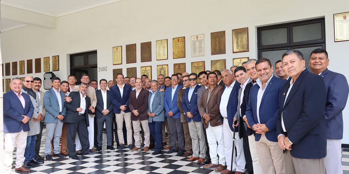 Un reencuentro cargado de historia y emoción: La promoción LXIV DEL CCEM regresa a la ESGE-EPG