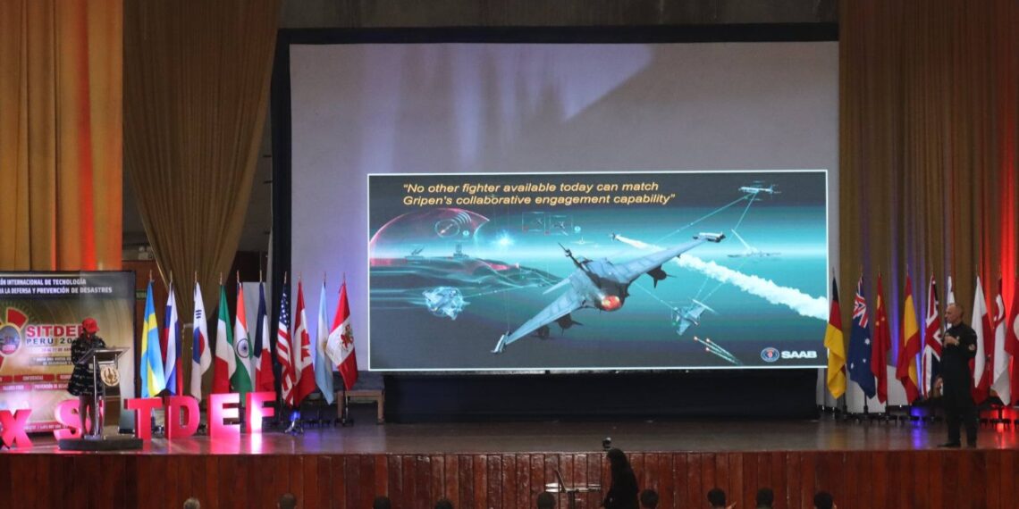 Programas Académicos de la ESGE-EPG fortalecen su rol en innovación y prevención en el SITDEF 2025