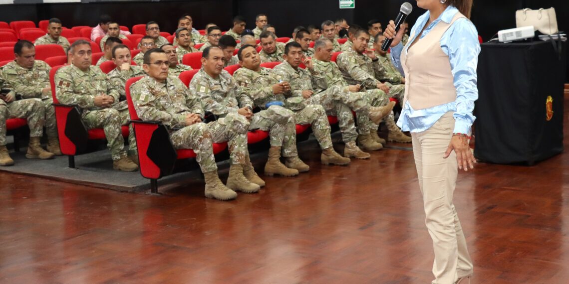 Rimac Seguros brinda charla informativa a personal de la ESGE-EPG