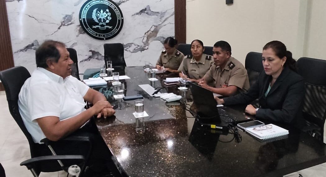 ESGE-EPG contribuye al fortalecimiento de la calidad educativa en las escuelas de armas y servicios del COEDE