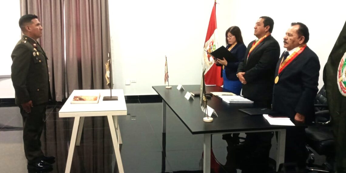 Sustentación de tesis para obtener el grado académico de Maestro en Ciencias Militares, con mención en Planeamiento Estratégico y Toma de Decisiones