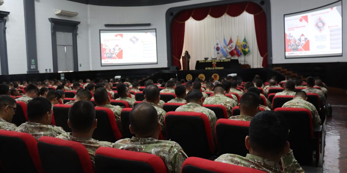 Conferencia magistral: “ La Transformación Digital”