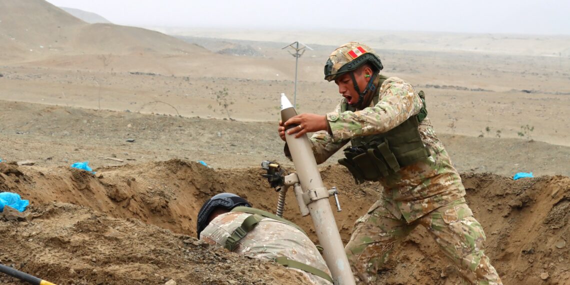 Ejercicio de campo en Cruz de Hueso: Oficiales alumnos realizan prácticas con mortero