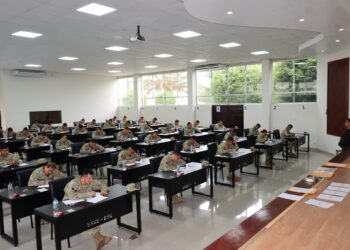 Oficiales postulantes al LXXI Programa de Comando y Estado Mayor de la ESGE-EPG rindieron examen psicotécnico