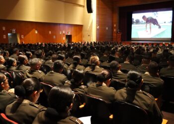 ESGE-EPG inició proceso de admisión al LXXI PCEM con la jornada de inducción a los señores oficiales postulantes del grado de mayor