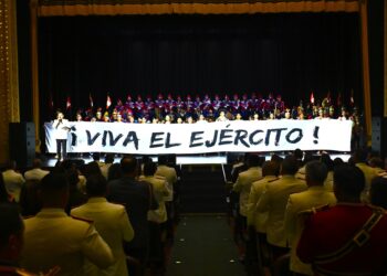 Conmemoración por los CCI Aniversario de la Batalla de Junín con una magistral puesta en escena en el teatro “Manuel Ascencio Segura”