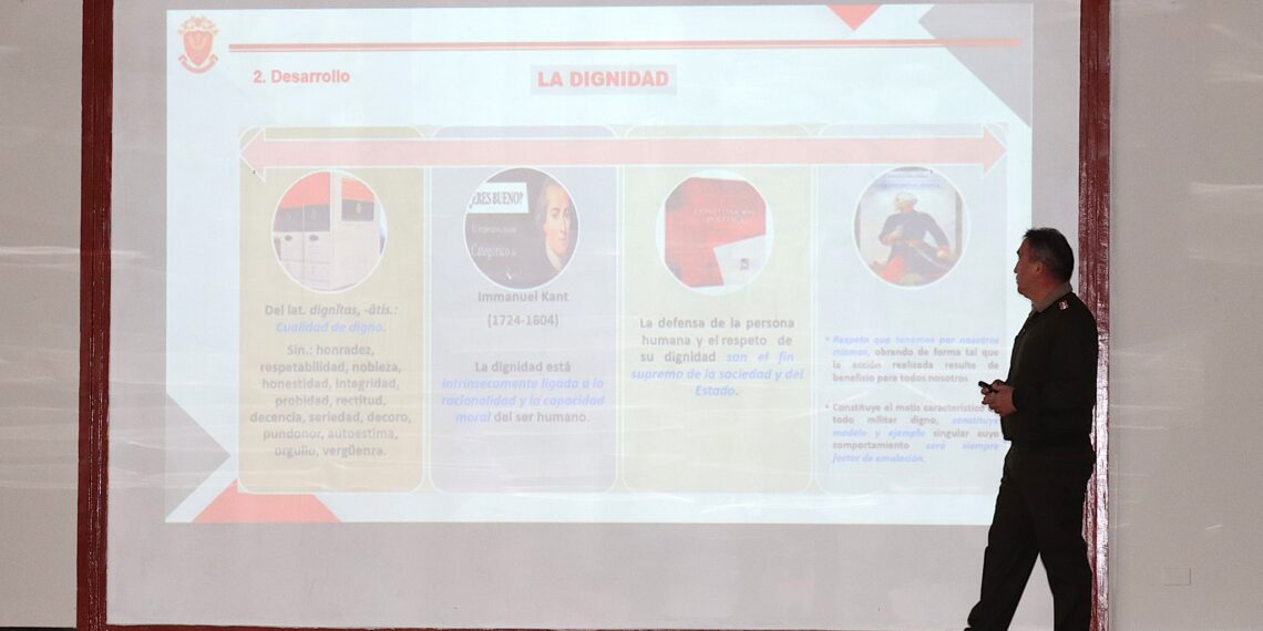 El valor de la dignidad en la vida del oficial
