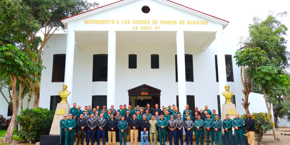 Perú y Colombia fortalece lazos académicos con la operación Chavin de Huántar como referente mundial
