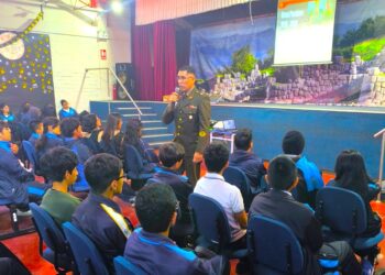 Identidad nacional y rol del Ejército: Conferencia dirigida a Estudiantes de la I.E. “Simón Bolivar”