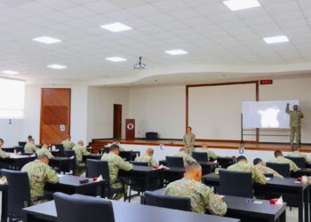 Oficiales postulantes al VII DLIPE rinden exámene psicotécnico