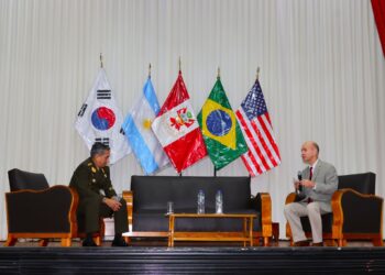 Fortaleciendo lazos estratégicos a través del International Fellow Continuing Education Program (IFCEP) del U.S. Army War College