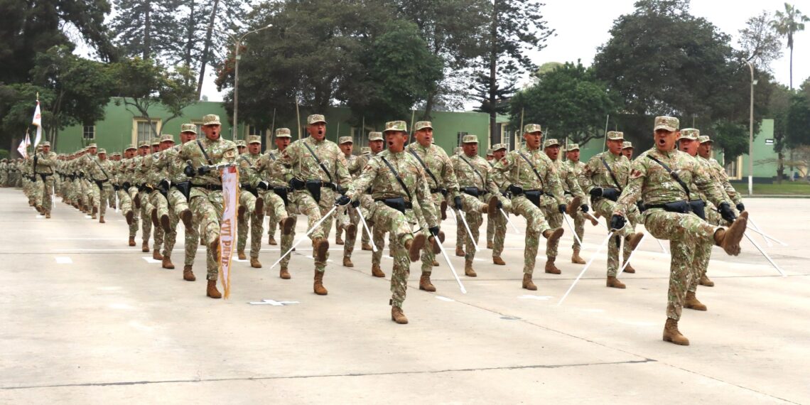 ESGE-EPG participa en ceremonia de inicio de inspección del COEDE a cargo de la Inspectoría General del Ejército