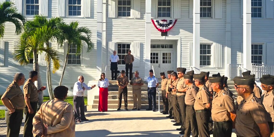Coroneles del PAME visitaron el Miami-Dade Military Museum de los Estados Unidos de América