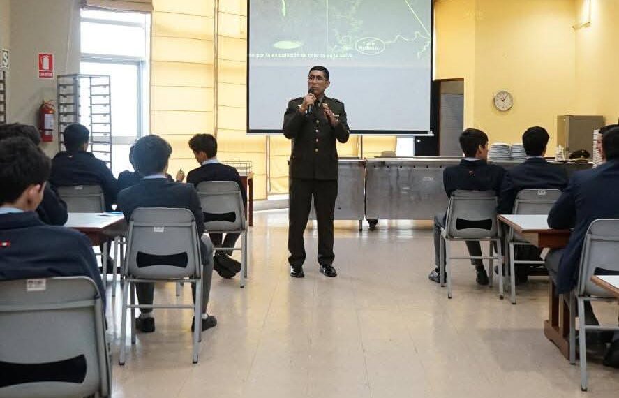 El Ejército lleva su misión a las aulas: ESGE-EPG inspiraa los alumnos del Colegio Nuestra Señora de Guadalupe
