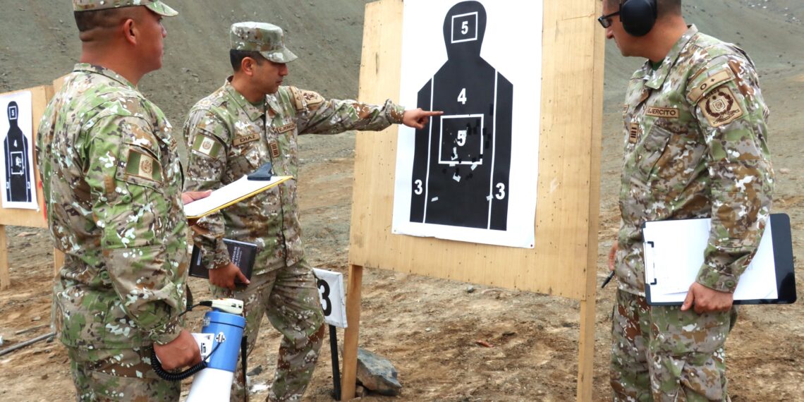 ESGE-EPG verificó instrucción a capitanes del curso táctico en la Región Cruz de Hueso