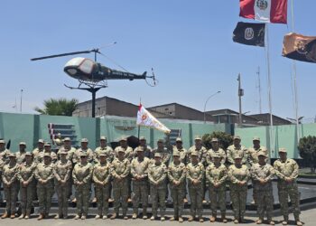 Oficiales de reserva amplían su preparación en la Aviación del Ejército del Perú