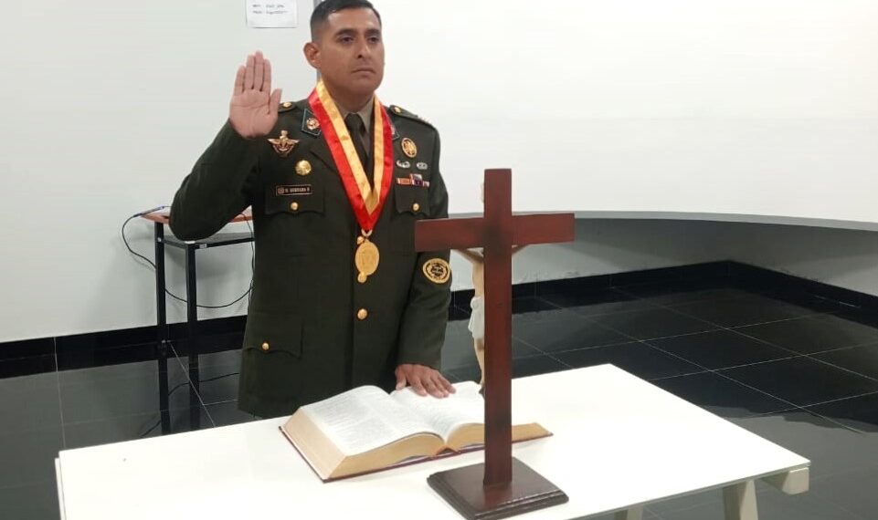 Sustentación con éxito sobre tesis titulada “Participación del Ejército del Perú en operaciones de paz en la ONU en la República Centroafricana 2022”