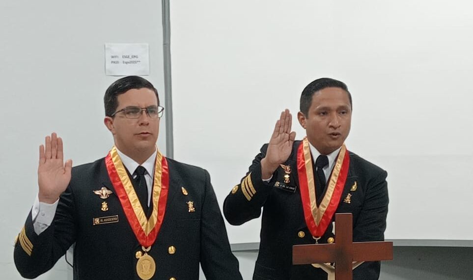 Sustentación con éxito sobre tesis titulada “Inversión pública en las Fuerzas Armadas y el crecimiento económico de la región Lima 2011-2020”