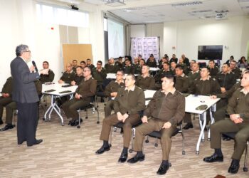 Oficiales estudiantes del VI DLIPE visitaron la Escuela Nacional de Administración Pública de la Autoridad Nacional del Servicio Civil (SERVIR)