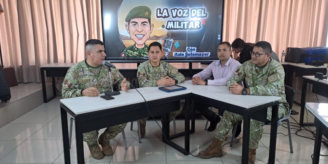 Oficiales estudiantes de la XIII Maestría en Ciencias Militares desarrollan competencias comunicacionales mediante prácticas de Media Training