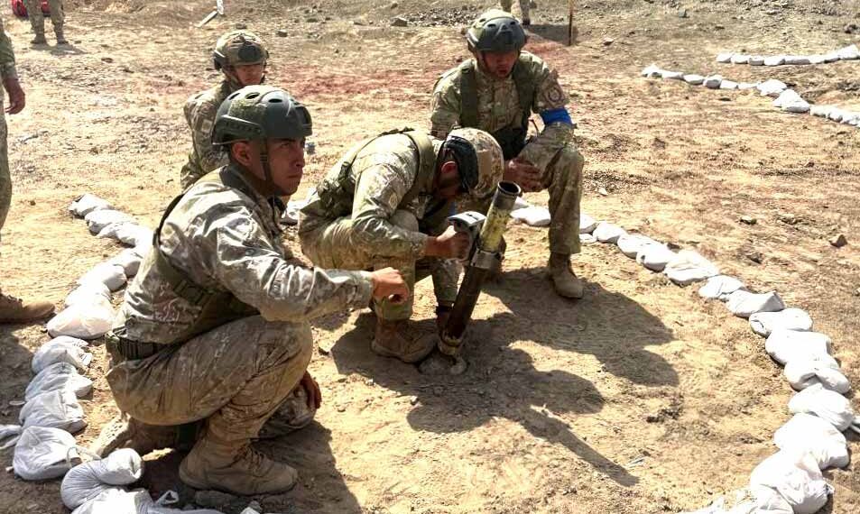 ESGE-EPG verifica instrucción a tenientes en operaciones contraterroristas en la Región Cruz de Hueso