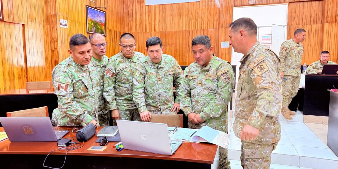 Los oficiales integrantes del Diplomado de Liderazgo y Planeamiento Estratégico continúa desarrollando sus prácticas operativas