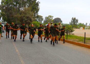 Primera jornada del examen físico del Programa de Comando y Estado Mayor