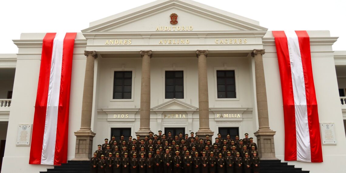 Ceremonia de clausura del XIV Diplomado de Técnica de Estado Mayor Administrativo (DTEMA)