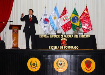 Una conferencia que transforma la historia: Claridad y rigor sobre la Batalla de Ayacucho