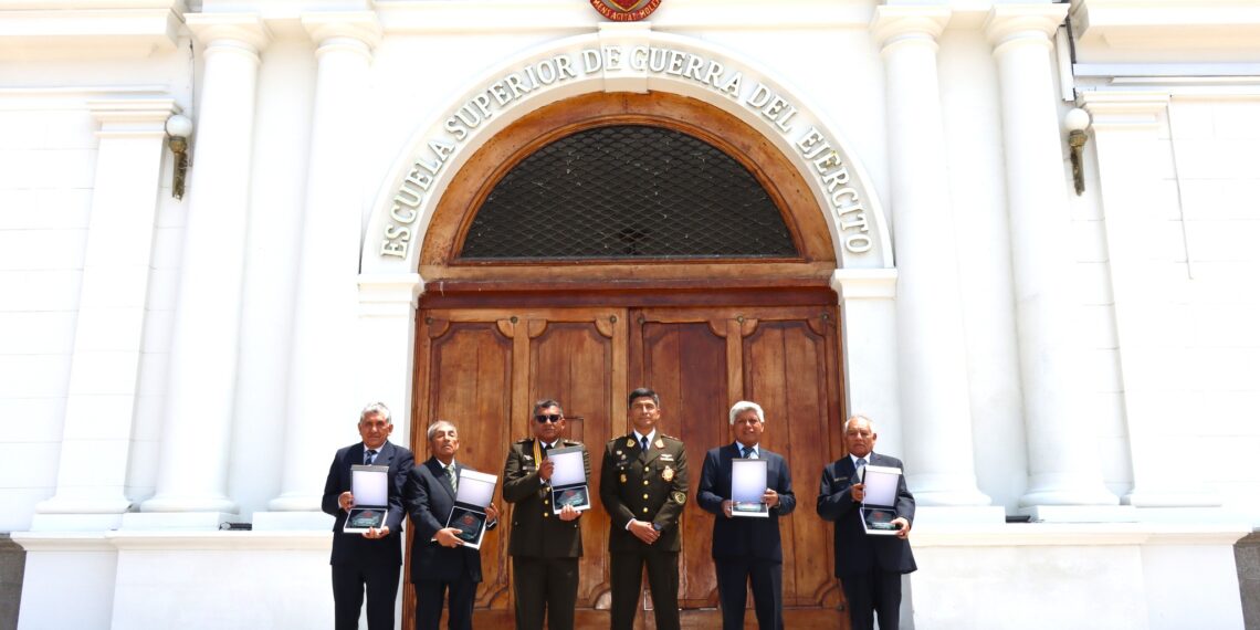 Reconocimiento al servicio y mérito militar en la ESGE-EPG