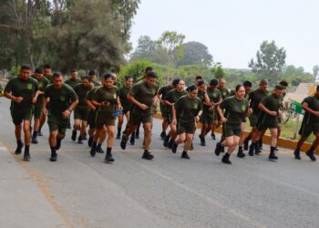 Oficiales de la XIII Maestría en Ciencias Militares rindieron examen de esfuerzo físico