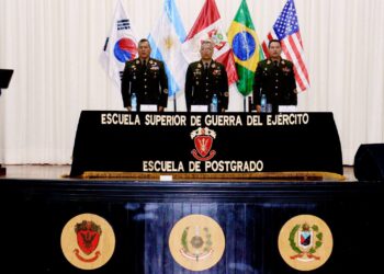 Ceremonia del clausura del curso de capacitación de decentes