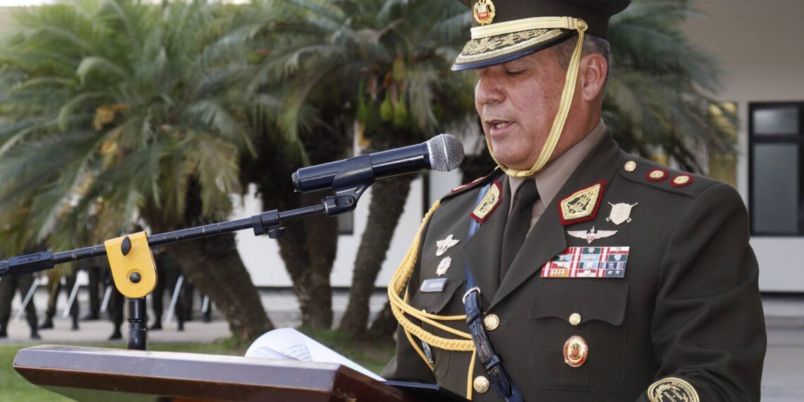 Escuela Superior de Guerra del Ejército reconoció al  General de Brigada José Gerardo Cabrejos Martínez como su nuevo director
