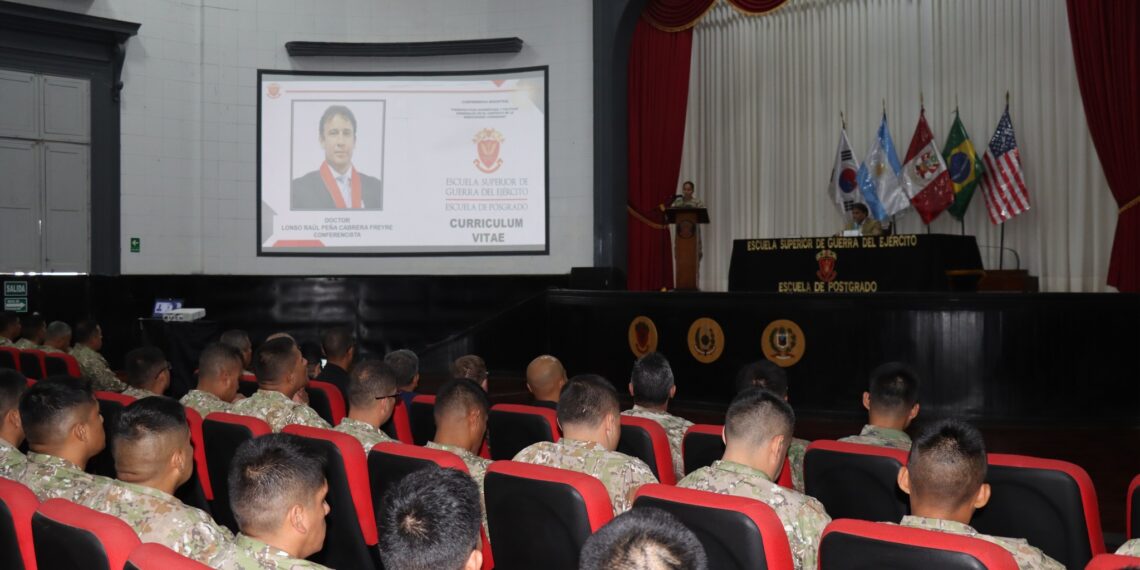 ESGE-EPG realizó conferencia magistral sobre inseguridad ciudadana