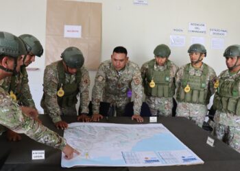 Conocimiento y práctica para servir a la nación: Oficiales alumnos fortalecen su preparación en el rol de orden interno